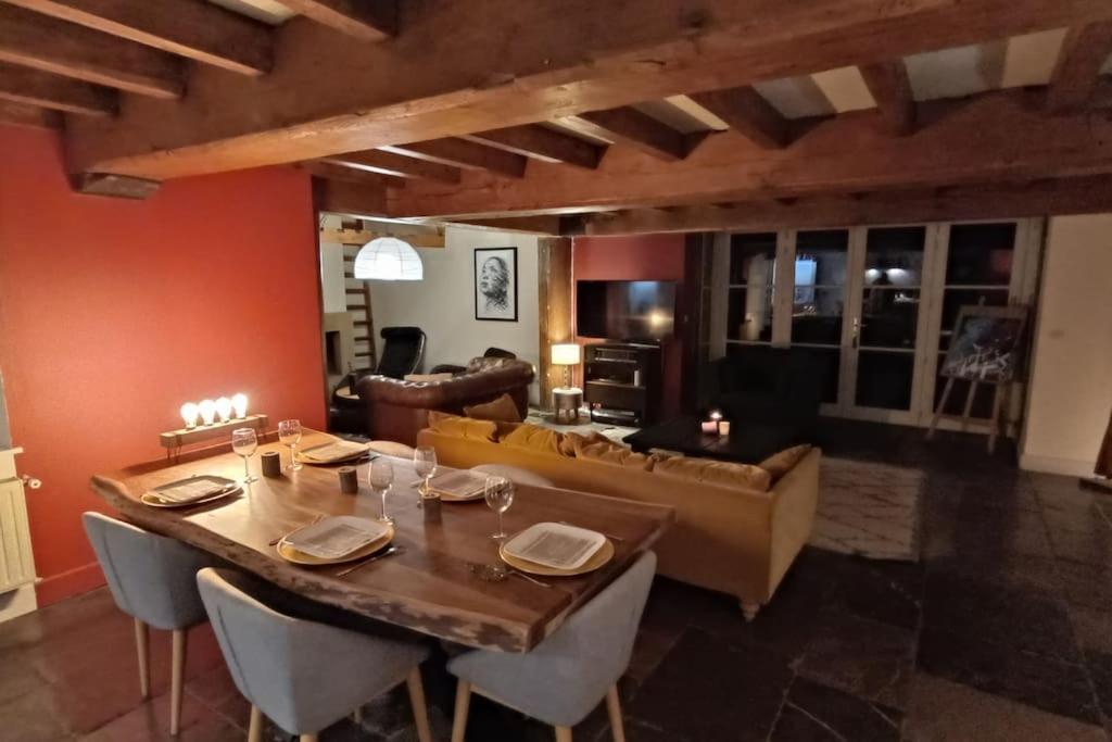 Sainghin-en-Mélantois Ferme De Caractere Avec Piscine Et Chemineeヴィラ エクステリア 写真