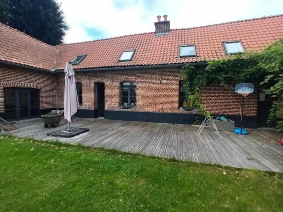 Sainghin-en-Mélantois Ferme De Caractere Avec Piscine Et Chemineeヴィラ エクステリア 写真